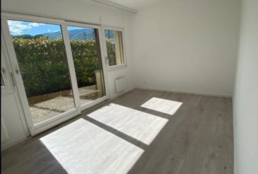 APPARTEMENT 3.5 PIECES - AVEC JARDINET