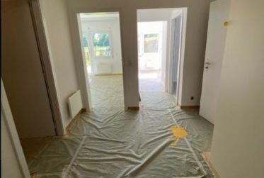 APPARTEMENT 3.5 PIECES - AVEC JARDINET