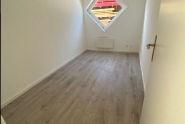 APPARTEMENT 3.5 PIECES - AVEC JARDINET