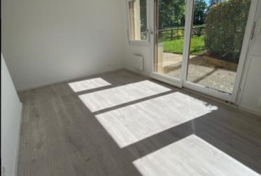 APPARTEMENT 3.5 PIECES - AVEC JARDINET