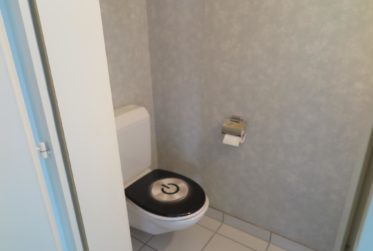 APPARTEMENT DANS QUARTIER CALME 3.5 PIECES - 1ER ETAGE - BALCON