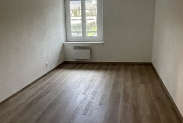 APPARTEMENT 4.5 PIECES AVEC GRAND BALCON