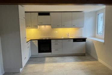 APPARTEMENT 4.5 PIECES AVEC GRAND BALCON