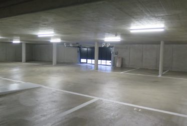 PLACE DE PARKING INTERIEURE - PARKING SOUTERRAIN RUE DE LA TOUR 16 - CRASSIER