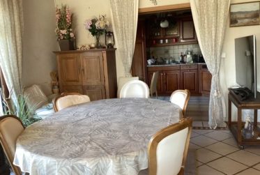 APPARTEMENT DE 3.5 PIECES DANS VILLA