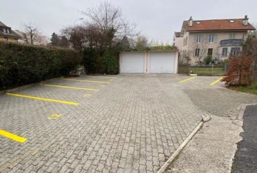 NYON - PLACES DE PARKING EXTERIEURES A LOUER