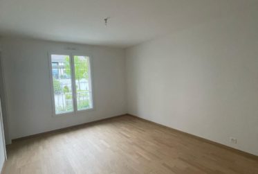 Bel appartement moderne de 2,5 pièces avec vue sur le lac