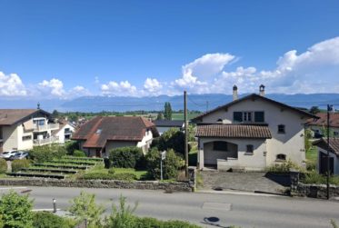 Bel appartement moderne de 2,5 pièces avec vue sur le lac