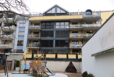 GRAND DUPLEX 6.5 PIECES - CENTRE VILLE NYON - AU CALME