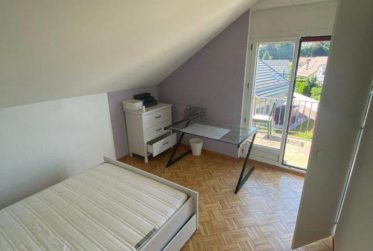 GRAND DUPLEX 5.5 PIECES MEUBLE – LAUSANNE (PROCHE EHL)