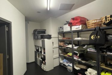 ARCADE COMMERCIALE DE 320 M2 AU COEUR DE NYON