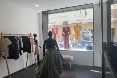 ARCADE COMMERCIALE DE 320 M2 AU COEUR DE NYON