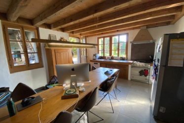 HABITATION VILLAGEOISE - CRANS-PRES-CELIGNY (6 PIECES)