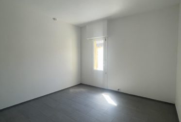 À LOUER – BUREAU / LOCAL PROFESSIONNEL À BOGIS-BOSSEY
