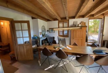 HABITATION VILLAGEOISE - CRANS-PRES-CELIGNY (6 PIECES)