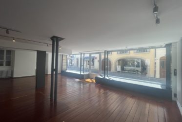 ARCADE COMMERCIAL DE 120 M2 AU COEUR DE NYON