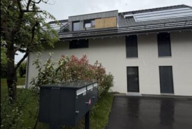 APPARTEMENT 2.5 PIECES + PLACE DE PARKING - MODERNE ET LUMINEUX