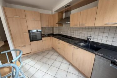 APPARTEMENT DUPLEX - 5 PIECES (étage et combles) - RENOVE !